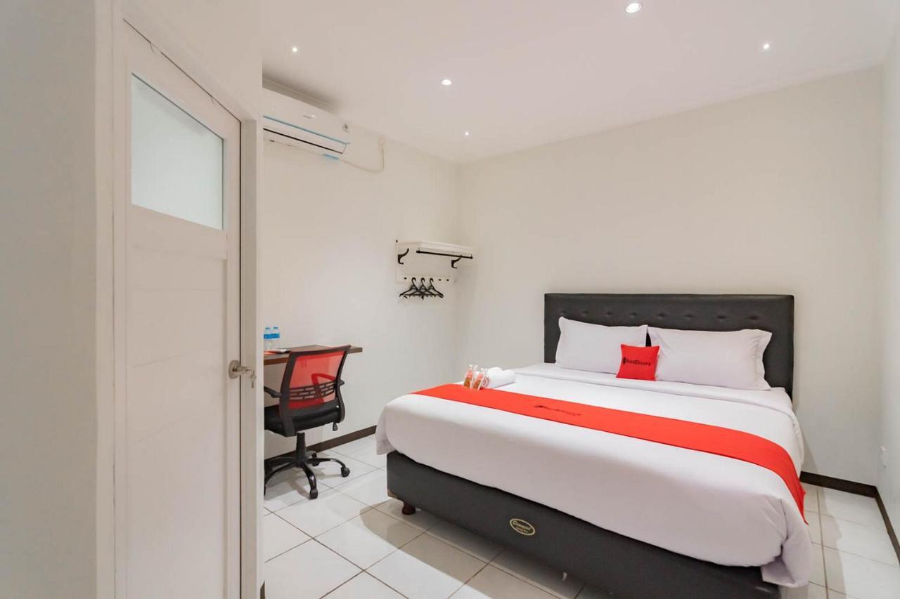 Reddoorz Plus @ Pakuan Residence Tajur โบกอร์ ภายนอก รูปภาพ