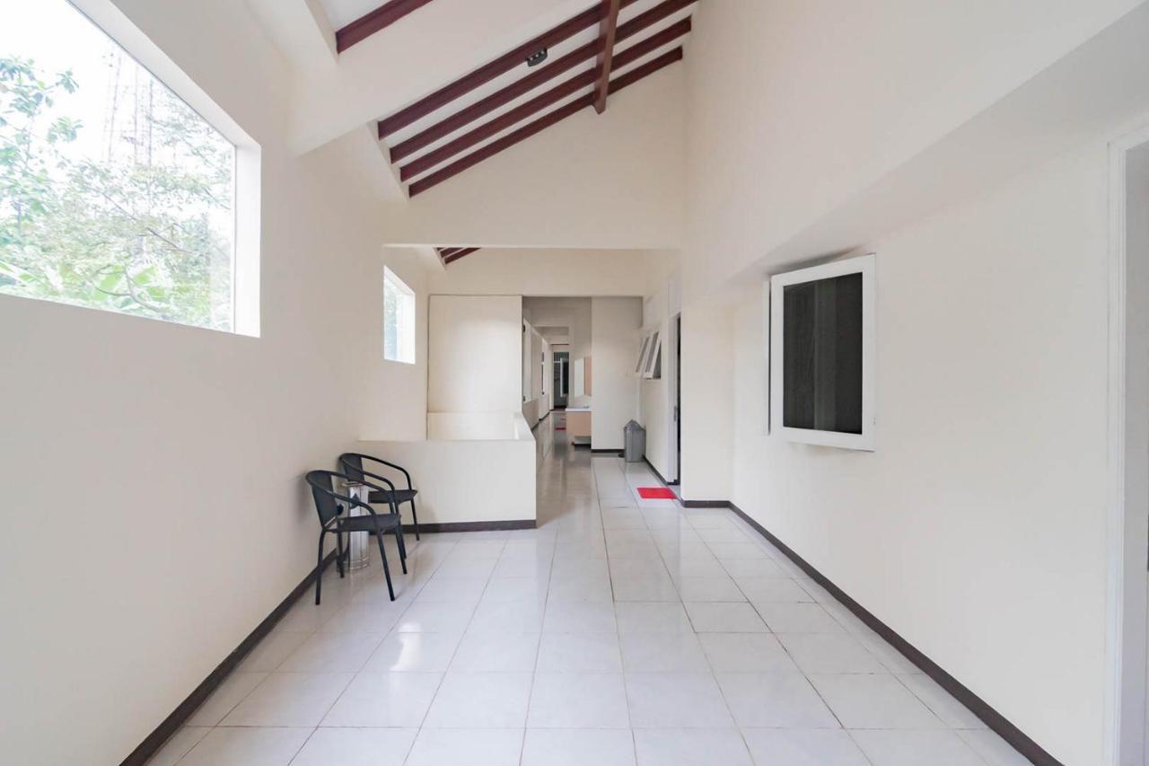Reddoorz Plus @ Pakuan Residence Tajur โบกอร์ ภายนอก รูปภาพ
