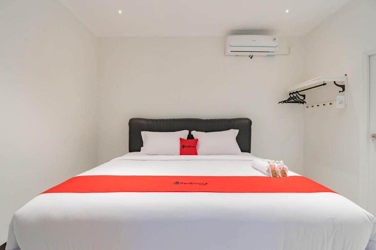 Reddoorz Plus @ Pakuan Residence Tajur โบกอร์ ภายนอก รูปภาพ
